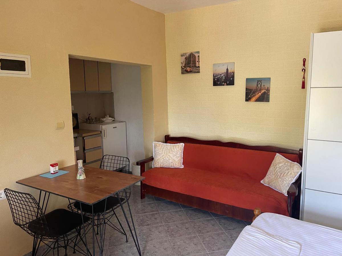 Elias Guest House Sarandë Exteriér fotografie